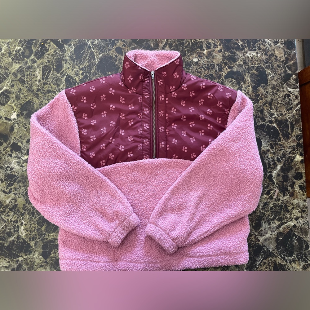 Universal Threads Quarter Zip Sherpa Sweatshirt - image 1